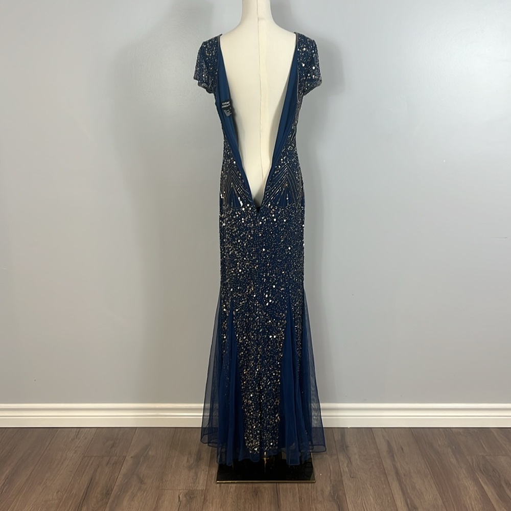 Evening Essentials Elegant Navy Sequin Gown - Picture 10 of 17